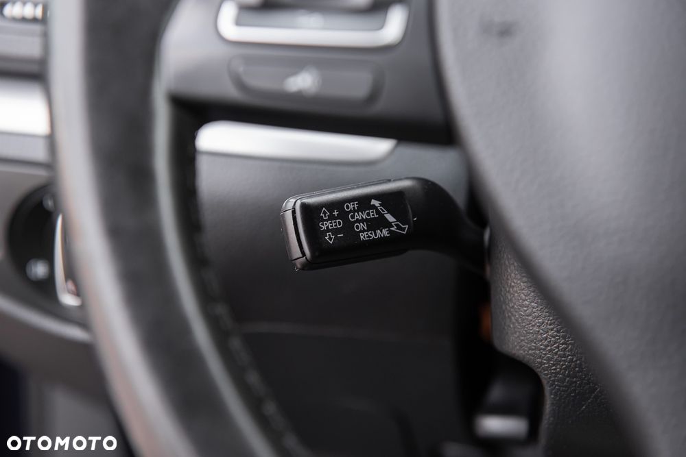 Volkswagen Sharan - 20