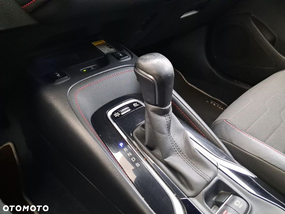 Toyota Corolla 1.8 Hybrid GPF Executive - 21