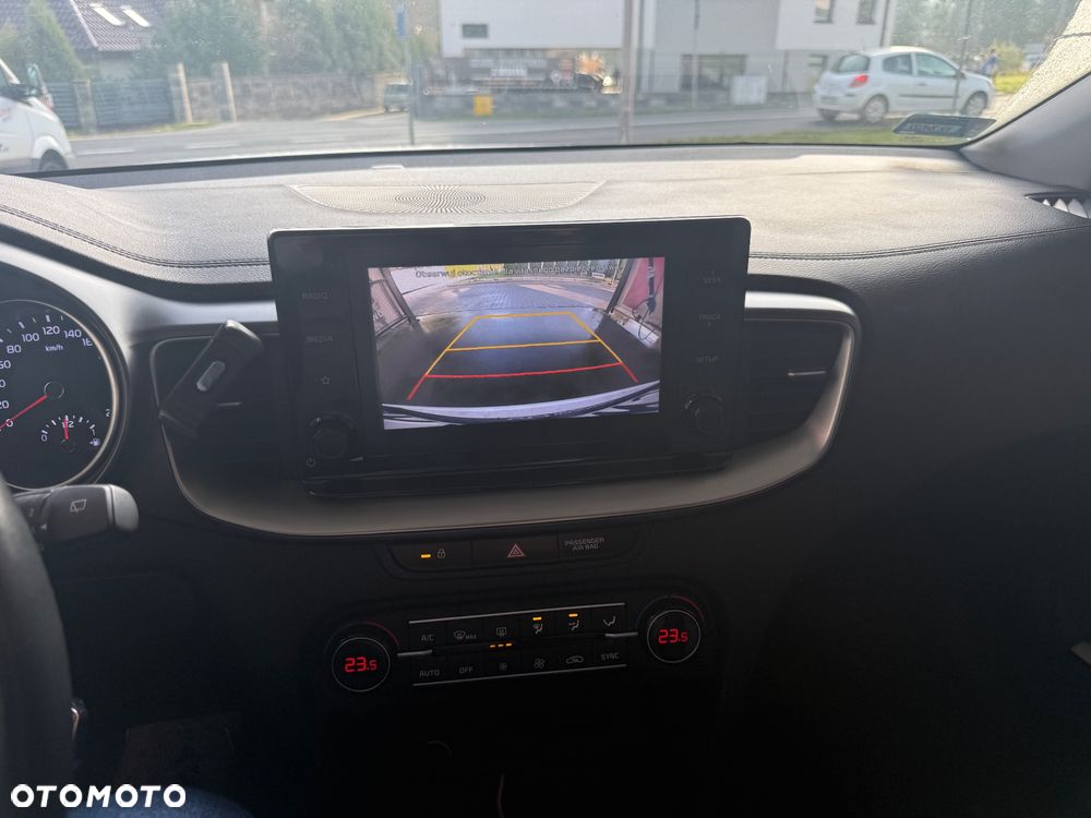 Kia XCeed 1.5 T-GDI M - 31