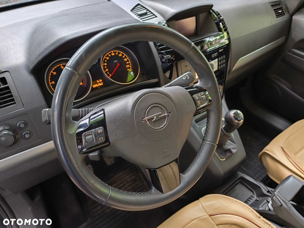 Opel Zafira - 6