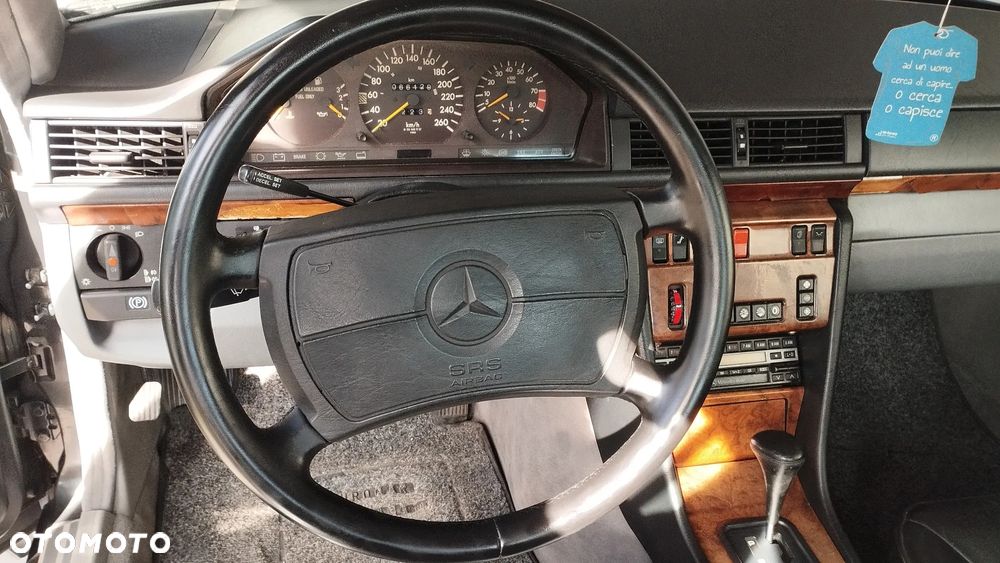 Mercedes-Benz W124 (1984-1993) - 13