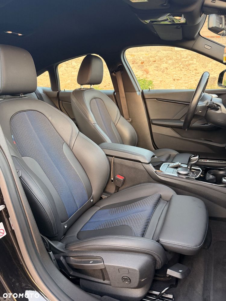 BMW Seria 2 220d xDrive Edition Colorvision - 35
