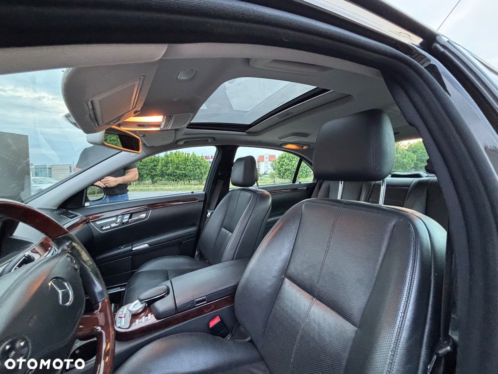Mercedes-Benz Klasa S 350 4Matic 7G-TRONIC - 24