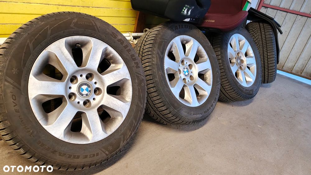 BMW Seria 5 525d - 13