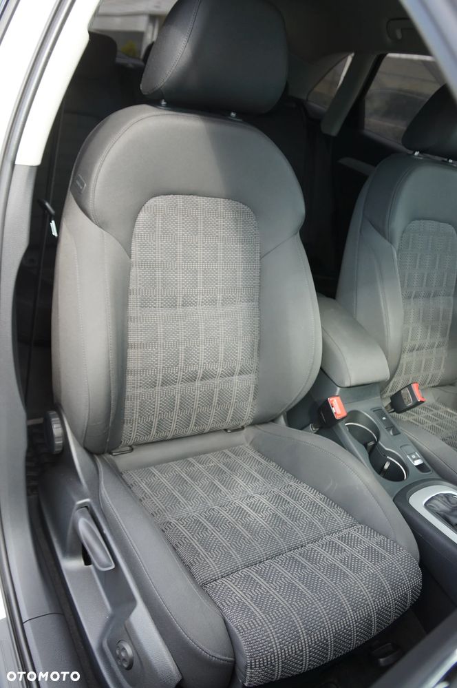 Audi Q3 35 TDI Quattro S tronic - 27