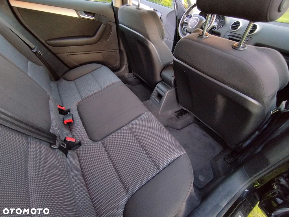 Audi A3 Sportback - 10