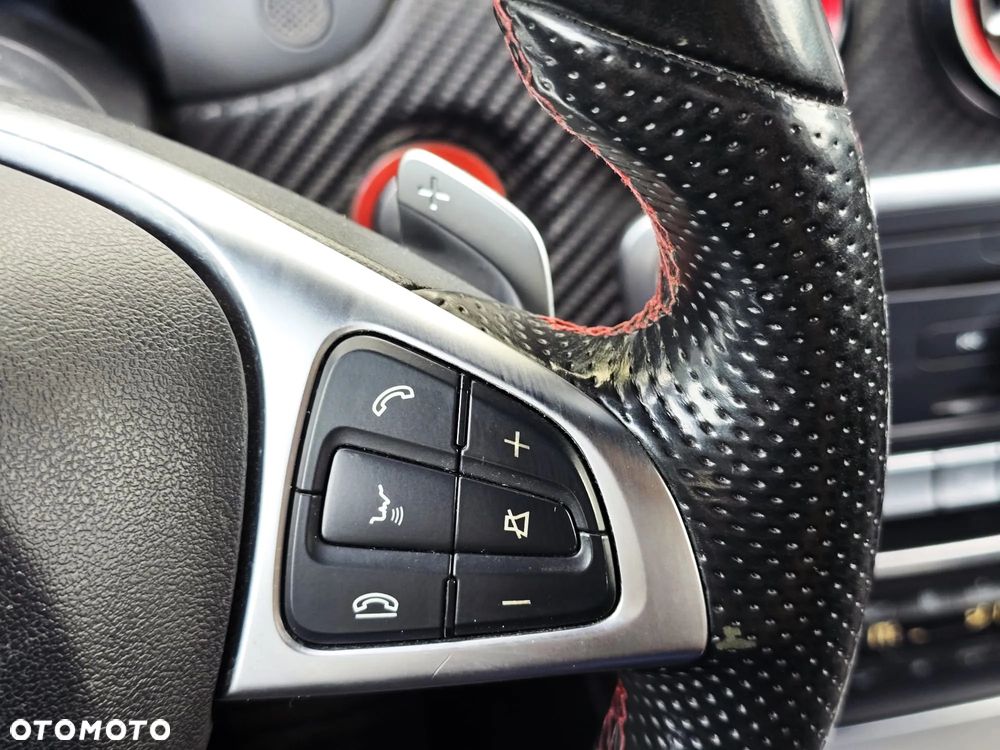 Mercedes-Benz Klasa A AMG 45 4Matic AMG Speedshift 7G-DCT - 35