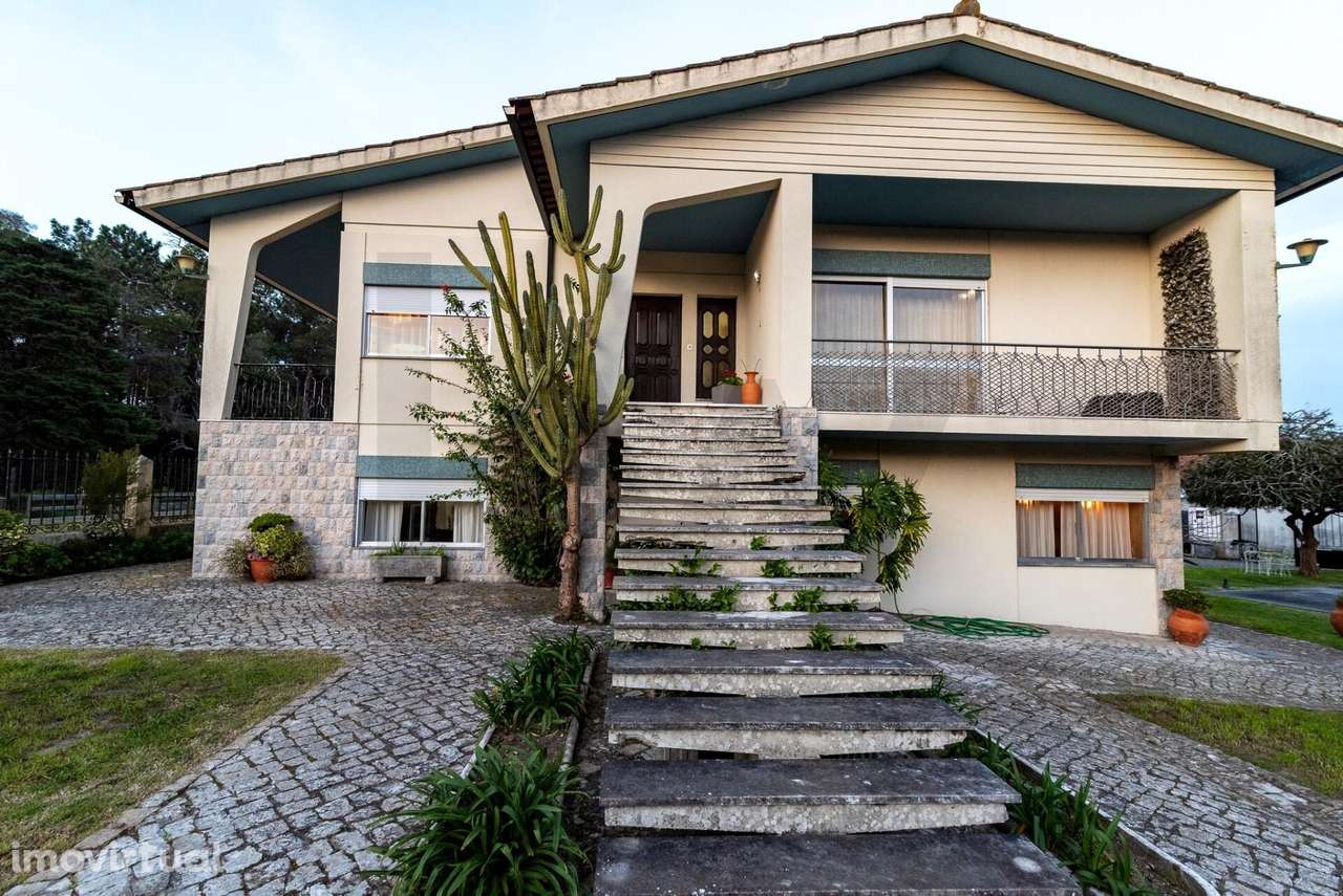 Moradia T5 - Grande imagem: 2/46