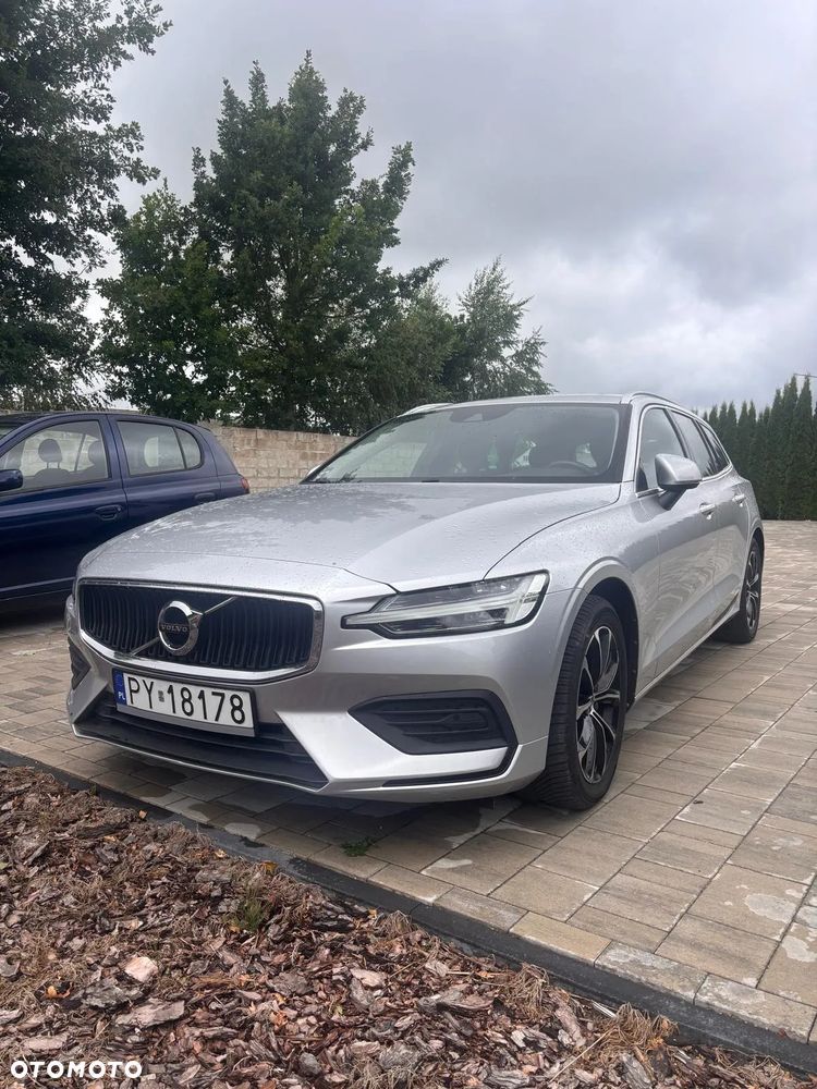 Volvo V60 D3 Momentum Pro - 1