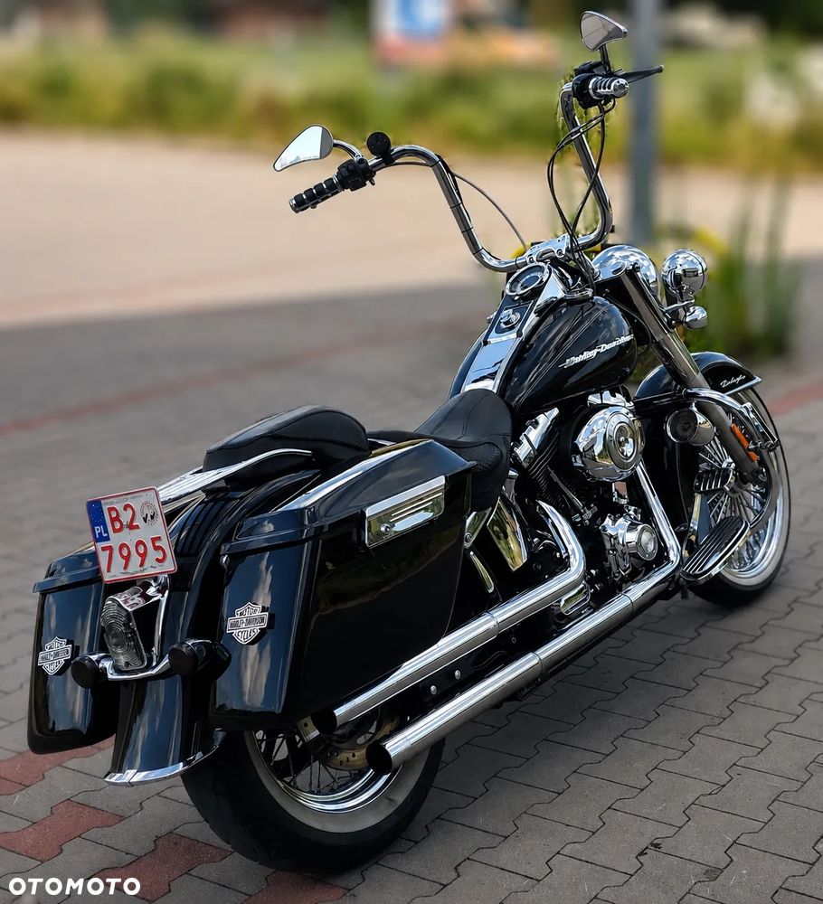 Harley-Davidson Softail Deluxe - 7