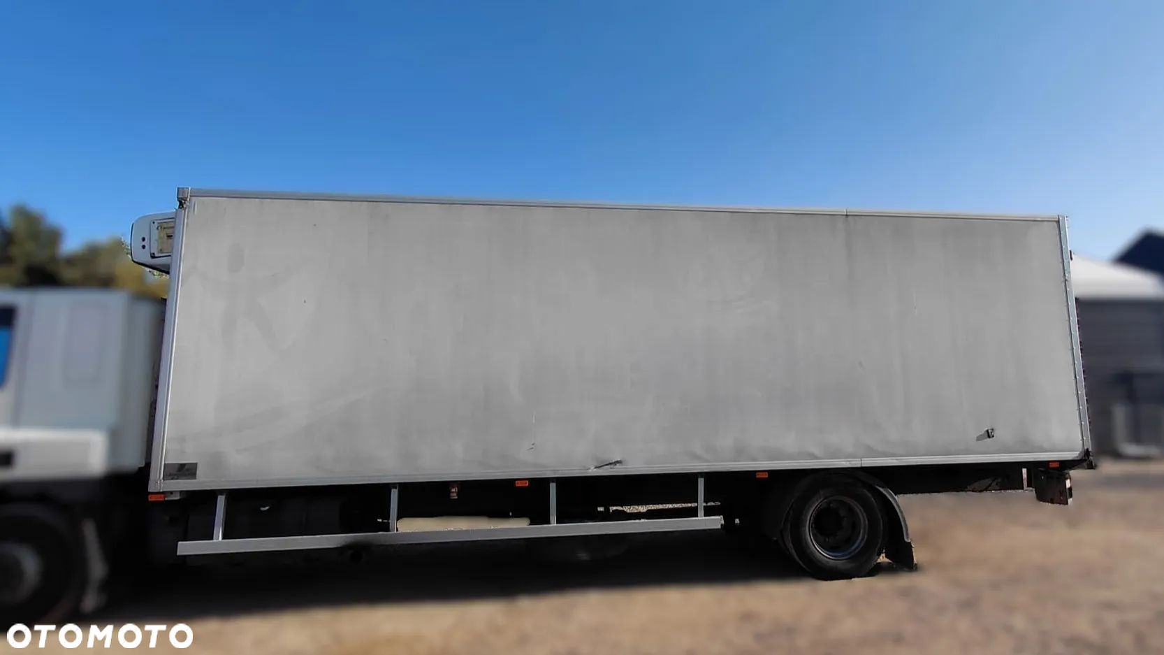 ZABUDOWA IZOTERMICZNA 8m x 2.46m x 2.3m - 2