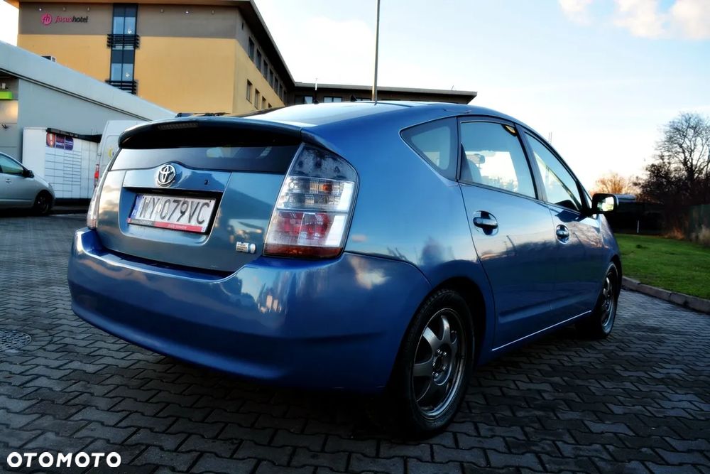 Toyota Prius 1.5 VVT-i Prestige - 16