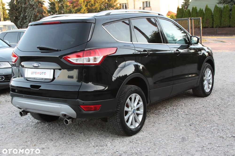 Ford Kuga 2.0 TDCi 2x4 Titanium - 12