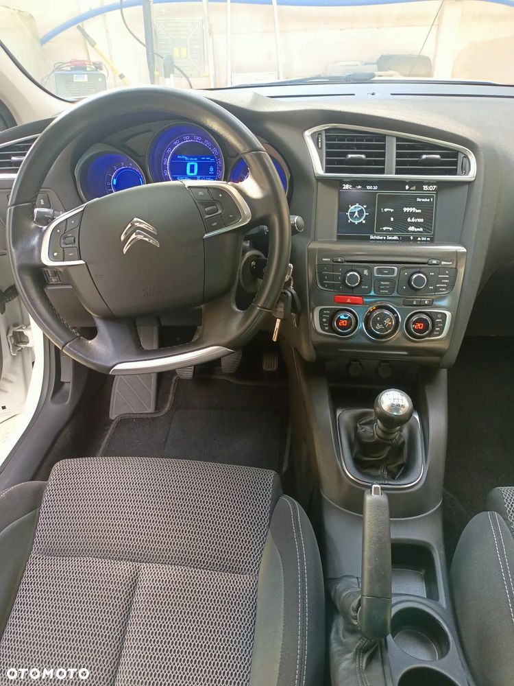 Citroën C4 PureTech e-THP 130 Exclusive - 6