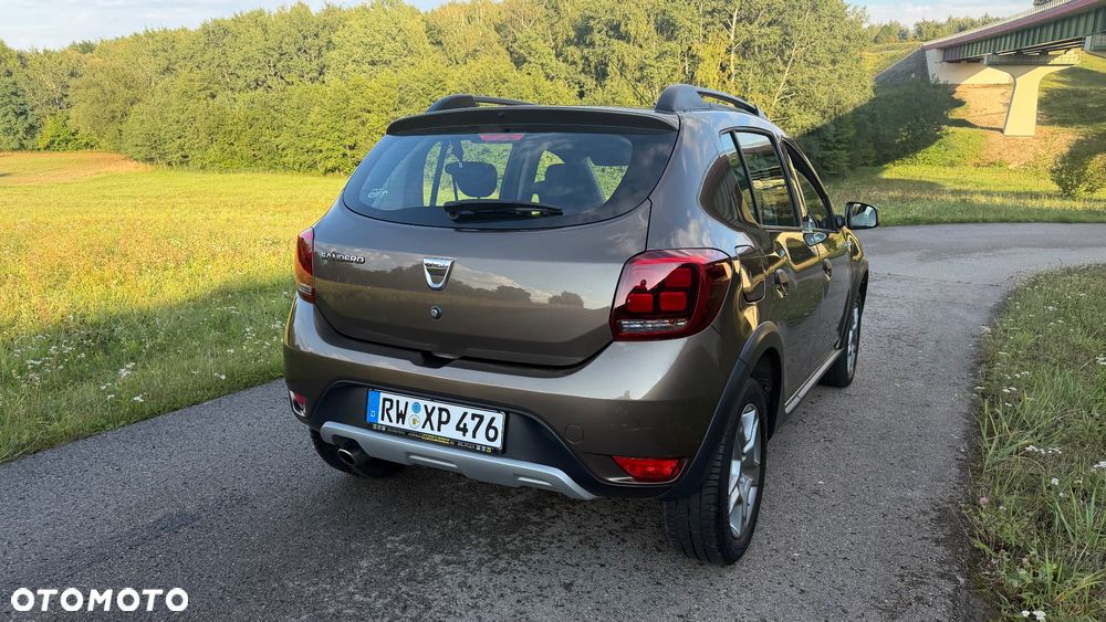 Dacia Sandero Stepway TCe 90 (S&S) Prestige - 32