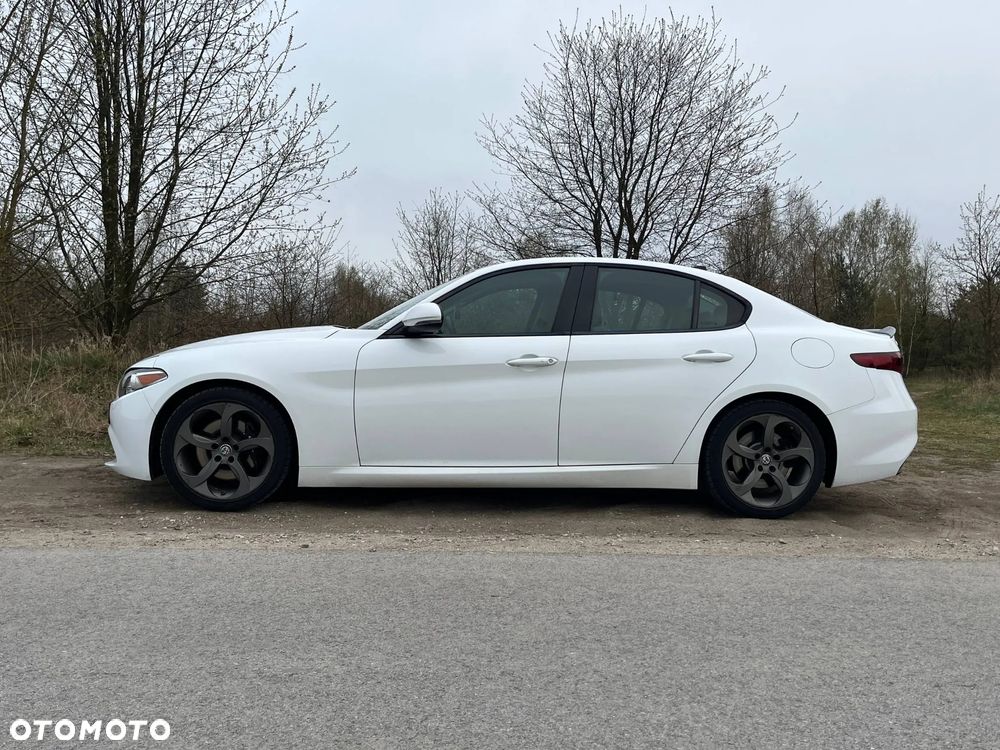 Alfa Romeo Giulia 2.0 Turbo Veloce - 3