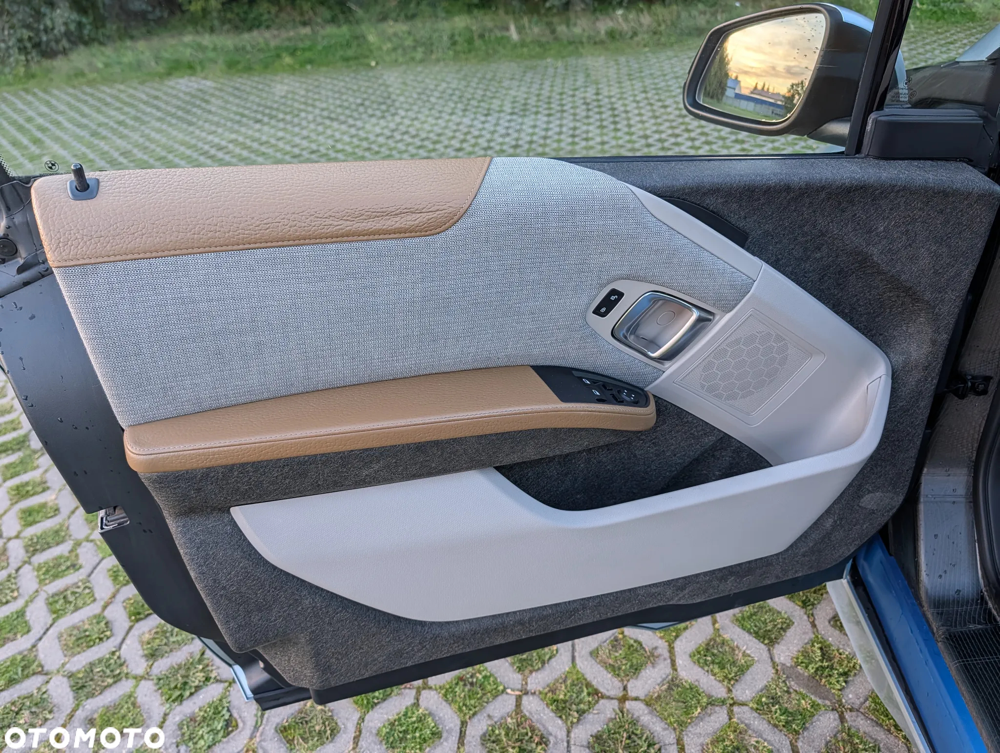 BMW i3 (Range Extender) - 34