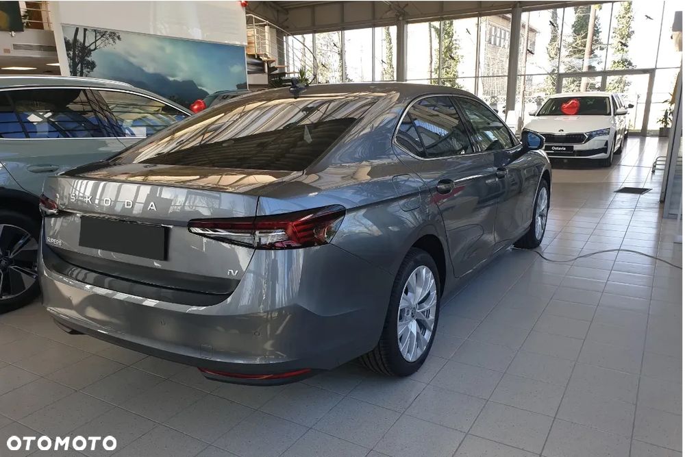 Skoda Superb 1.5 TSI Plug-in Hybrid Selection DSG - 2