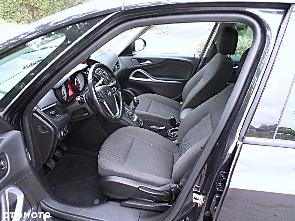 Opel Zafira Tourer 1.4 Turbo Selection - 29