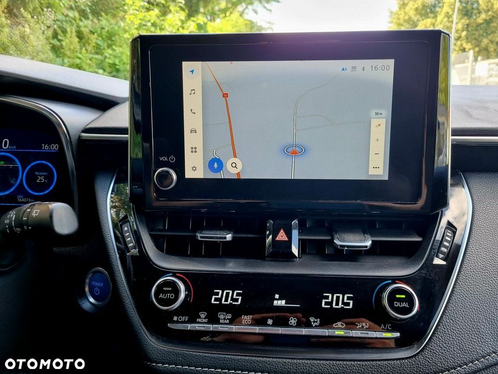 Toyota Corolla 1.8 Hybrid Active - 24
