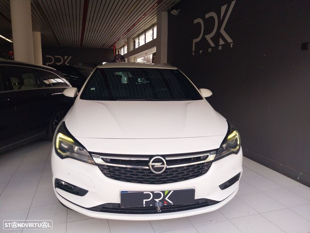 Opel Astra Sports Tourer 1.6 CDTI Dynamic S/S - 2