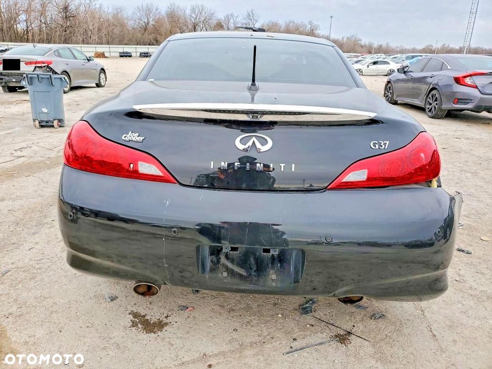 Infiniti G G37 - 7