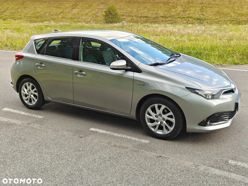 Toyota Auris - 13