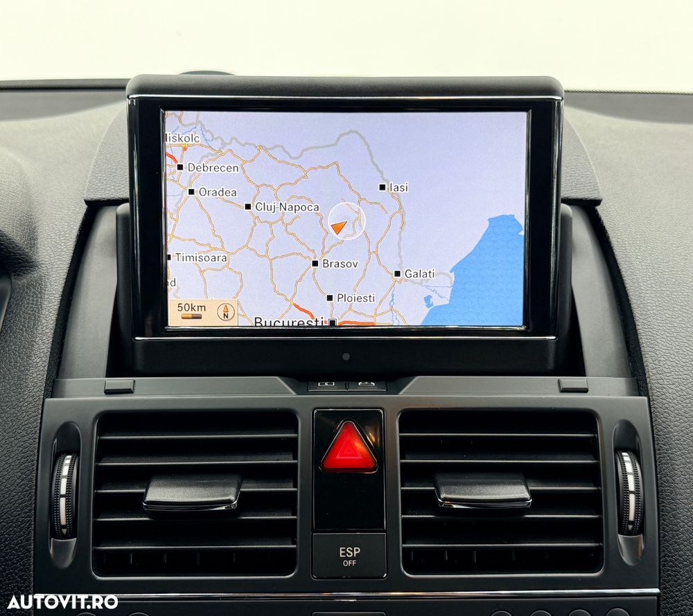 Mercedes-Benz C 220 CDI DPF (BlueEFFICIENCY) Avantgarde - 27