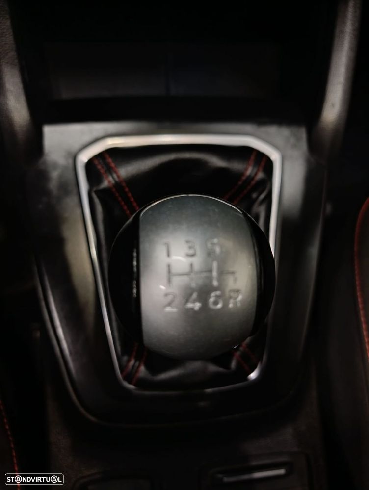 Ford Focus SW 1.0 EcoBoost ST-Line - 18