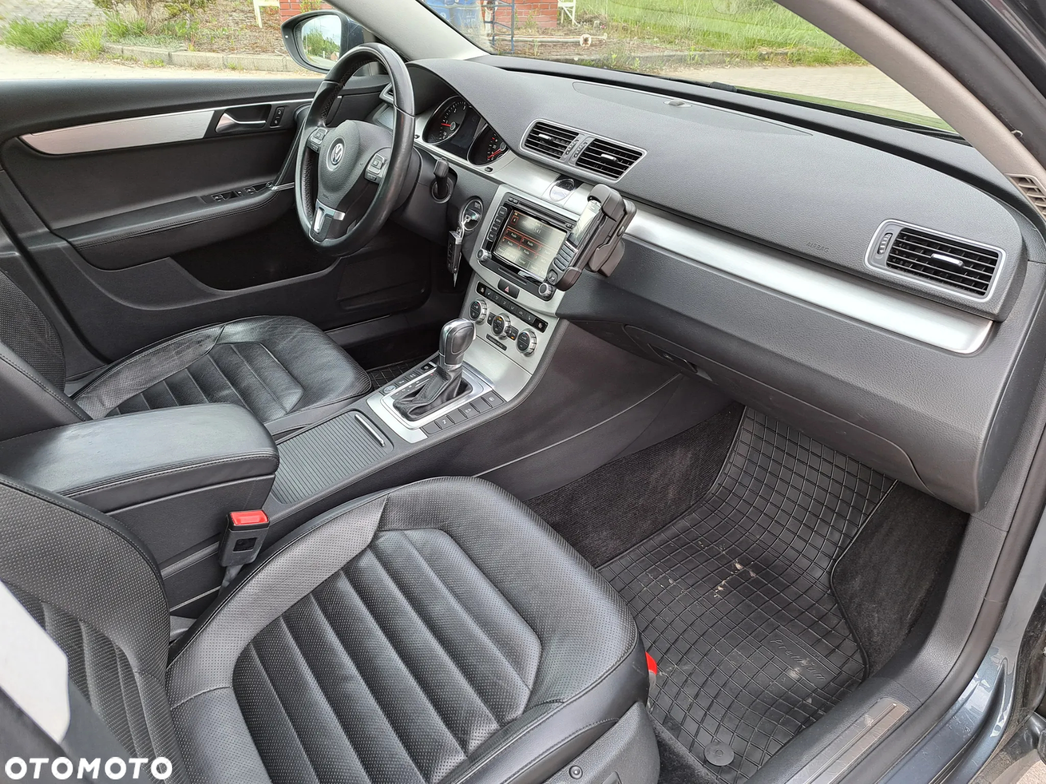 Volkswagen Passat - 19