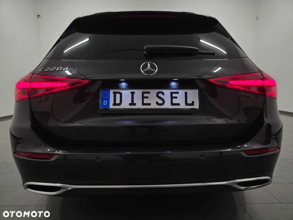 Mercedes-Benz Klasa C 220 d 9G-TRONIC - 38