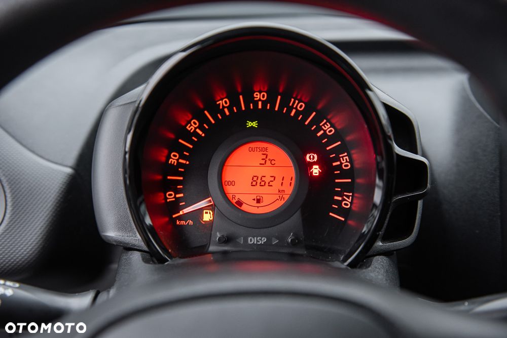 Toyota Aygo x-play Eco - 7