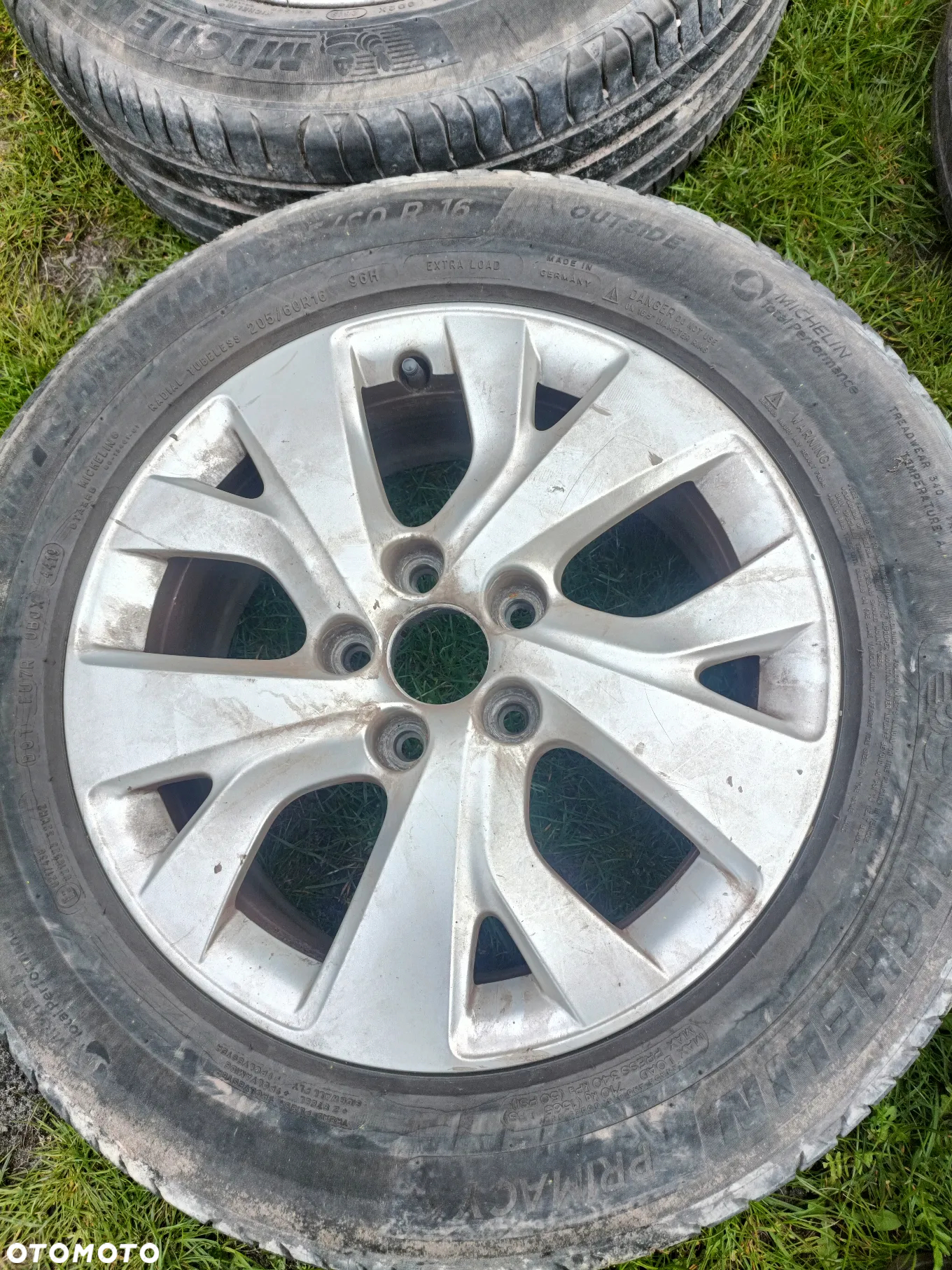 Peugeot Citroen felgi aluminiowe R16 5x108 ET47 - 3