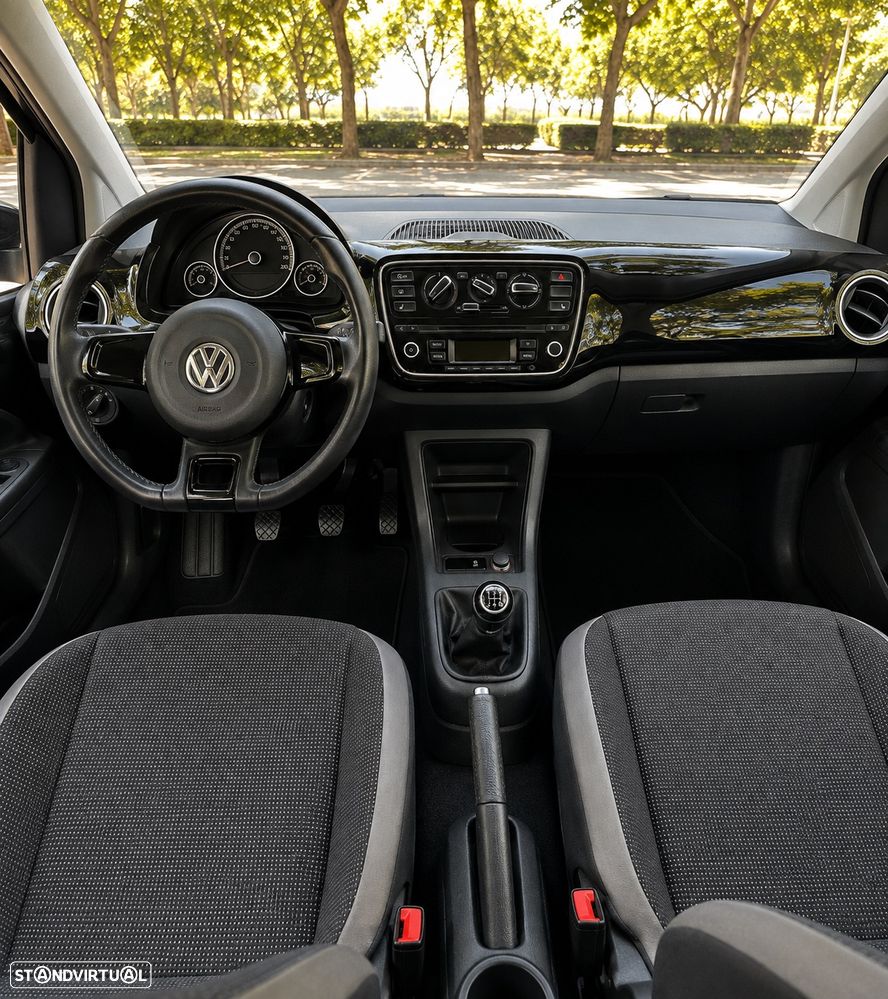 VW Up! 1.0 BlueMotion High - 15