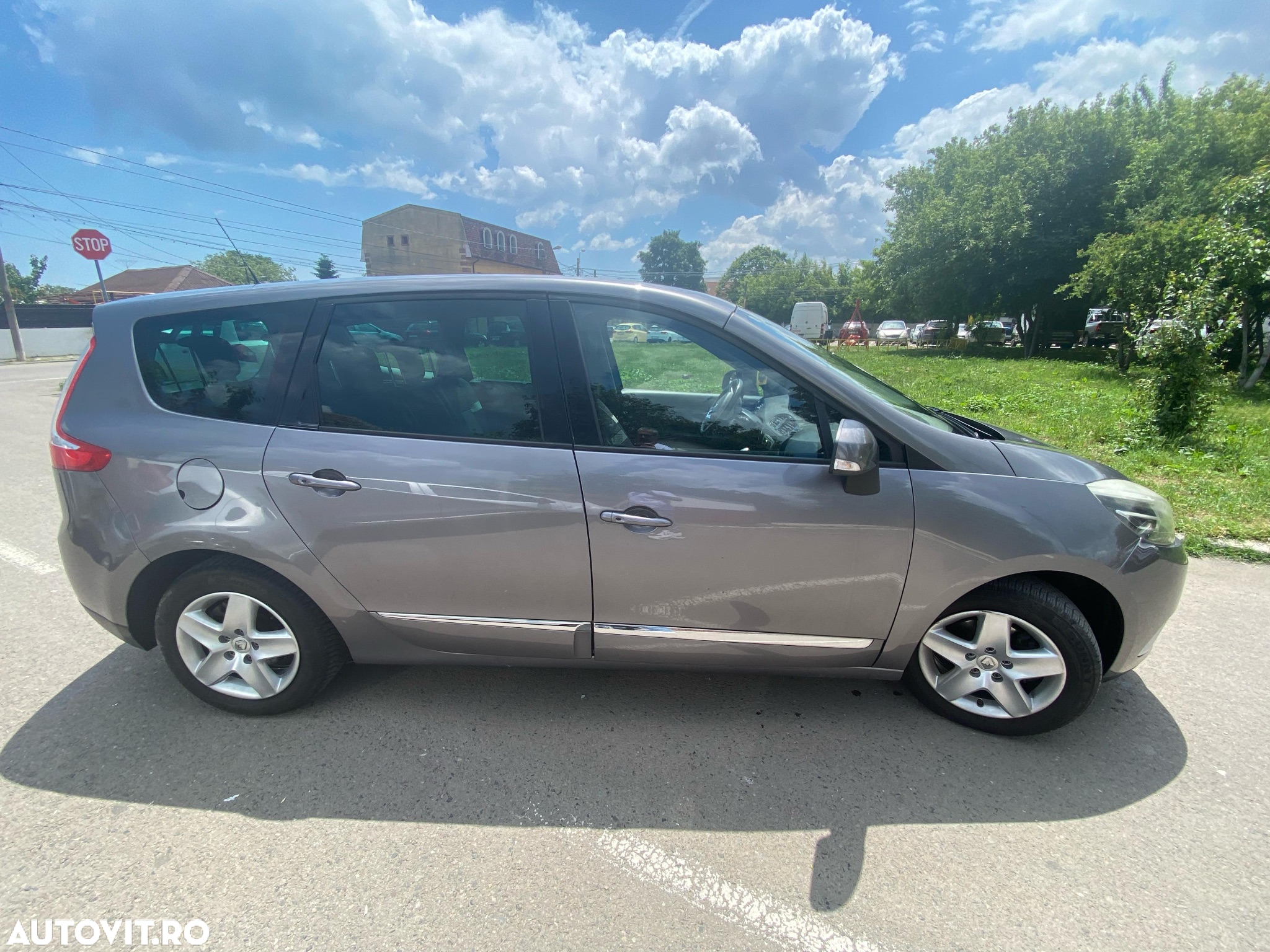 Renault Scenic dCi 110 EDC LIMITED - 4
