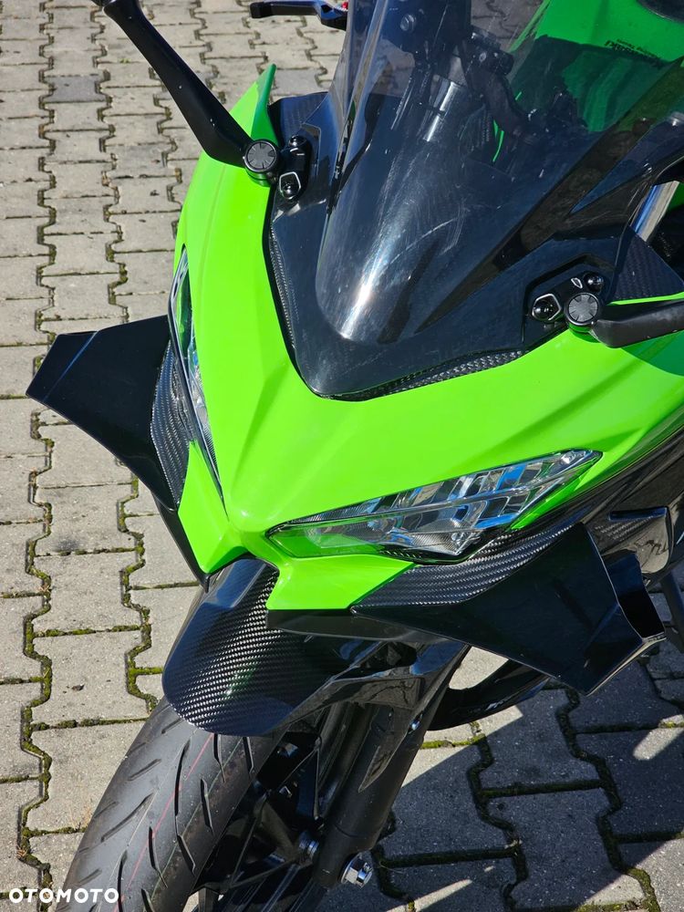 Kawasaki Ninja 400 - 11