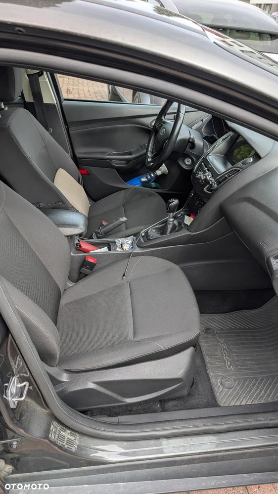 Ford Focus - 11