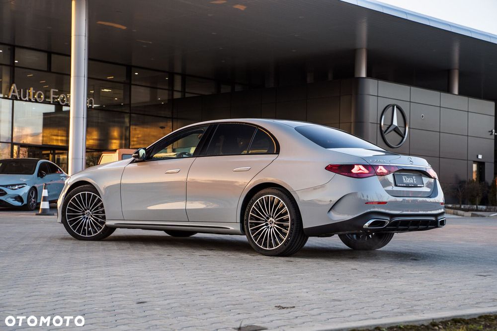 Mercedes-Benz Klasa E - 13