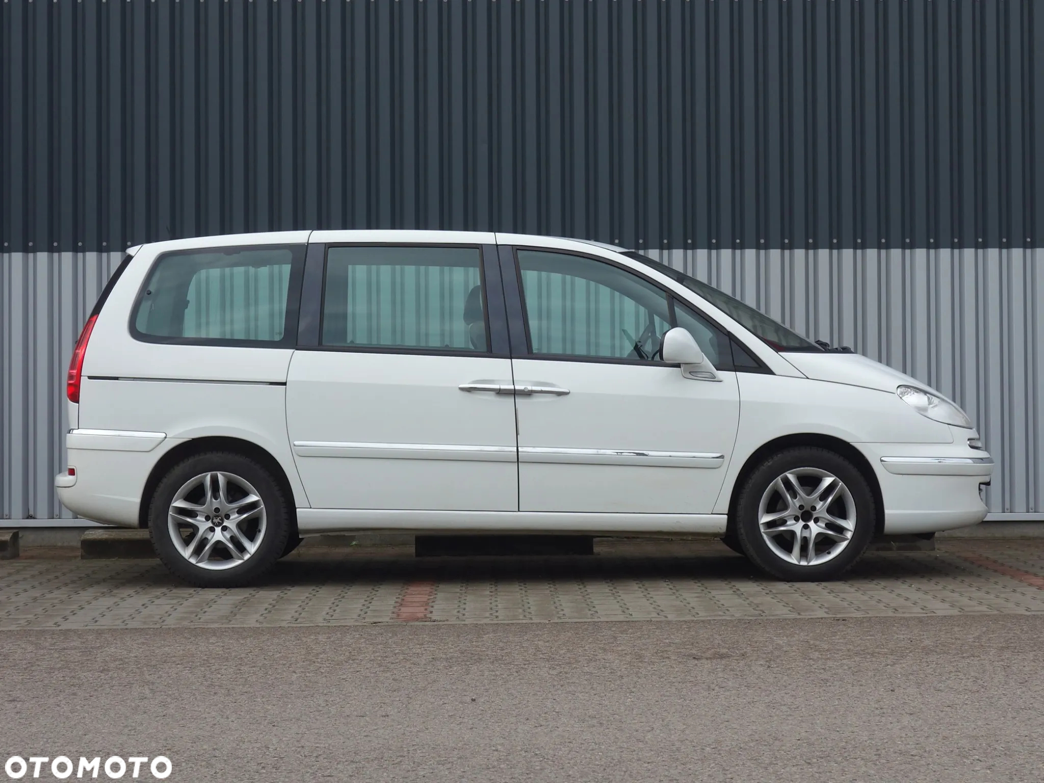 Peugeot 807 HDi 135 Family - 11
