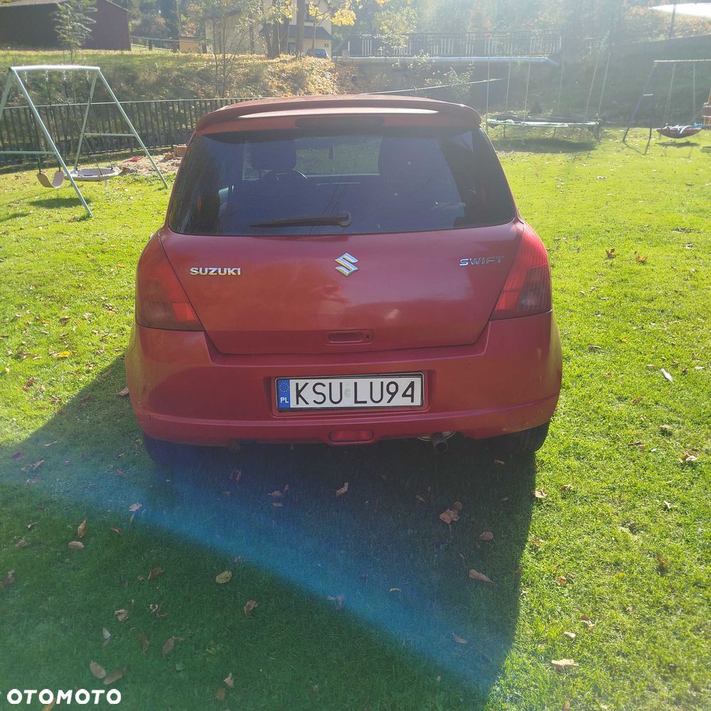 Suzuki Swift - 3