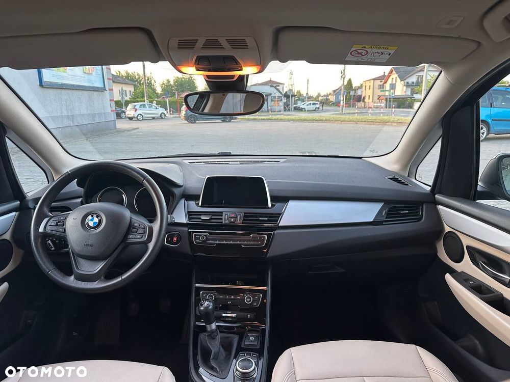 BMW Seria 2 216d Advantage - 10