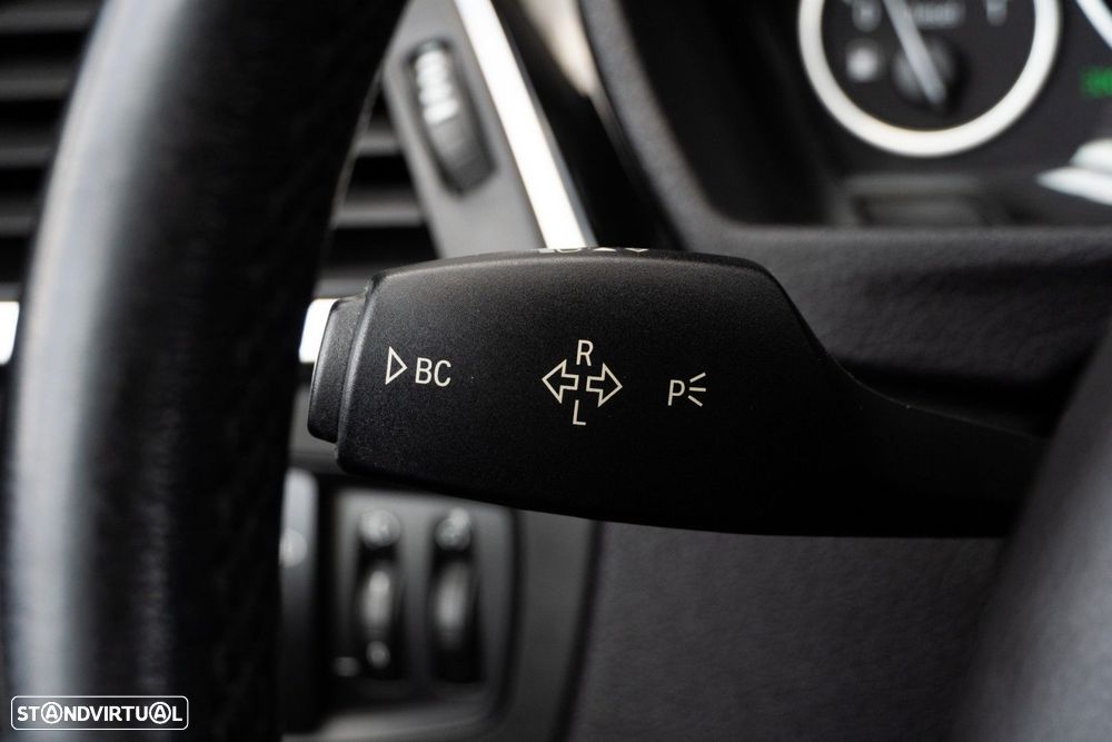 BMW 320 d Efficient Dynamic Edition Sport Line - 15