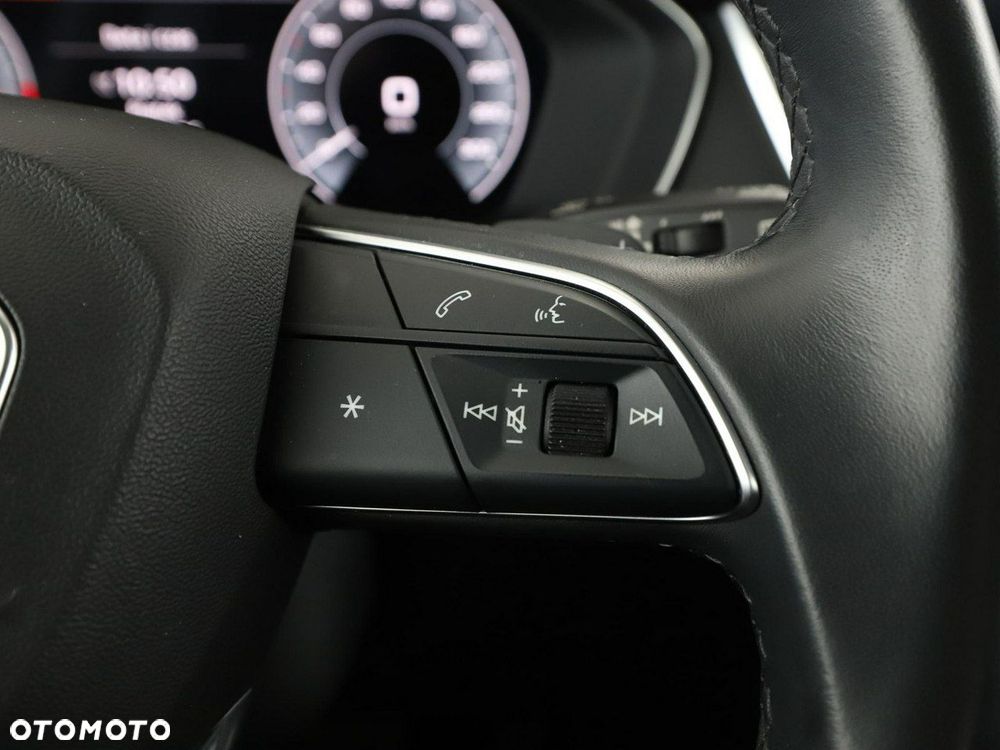 Audi Q5 50 TFSIe quattro S tronic S line - 34