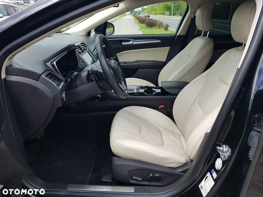 Ford Mondeo - 10