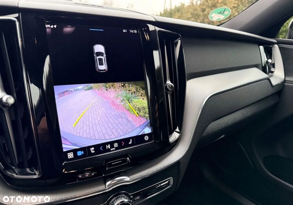 Volvo XC 60 B4 D Geartronic RDesign - 24