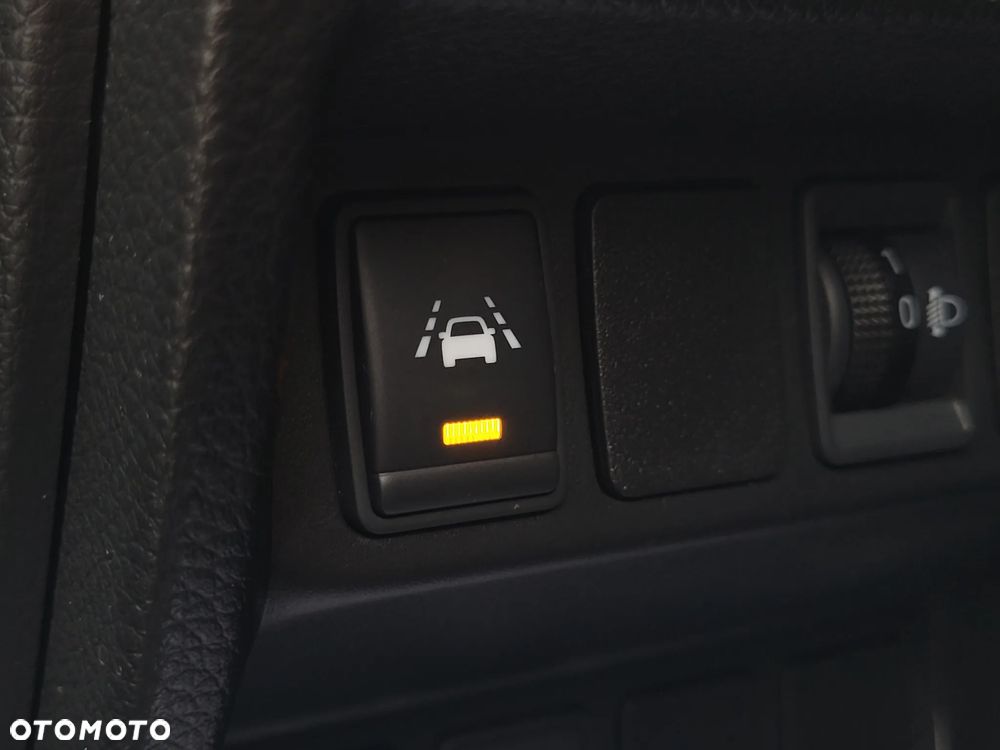 Nissan Qashqai 1.2 DIG-T N-Connecta - 22