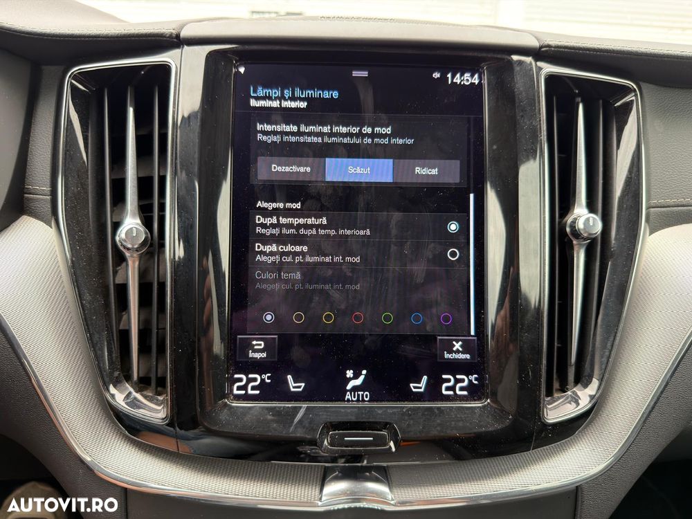 Volvo XC 60 B5 MHEV AT8 AWD Inscription - 26