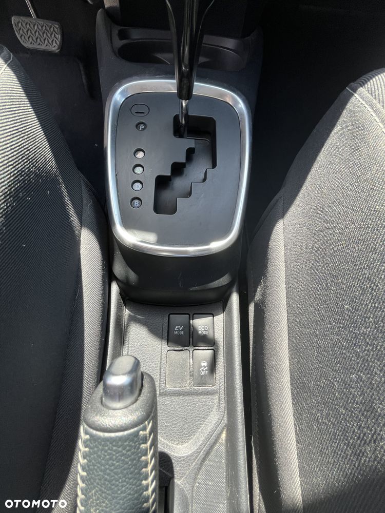 Toyota Yaris - 15