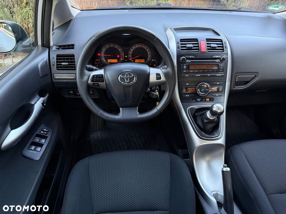 Toyota Auris 1.6 Edition - 26