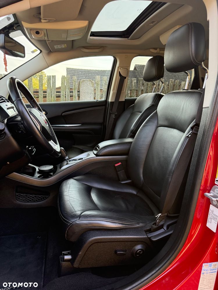 Fiat Freemont 2.0 Multijet Black Code AWD - 29
